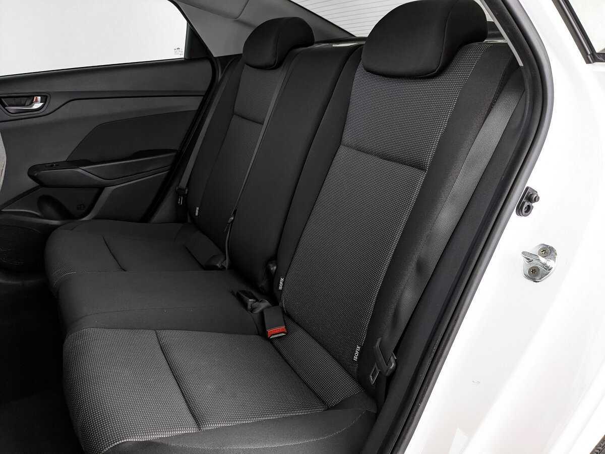 Купить Hyundai Solaris с пробегом. Фото: #13