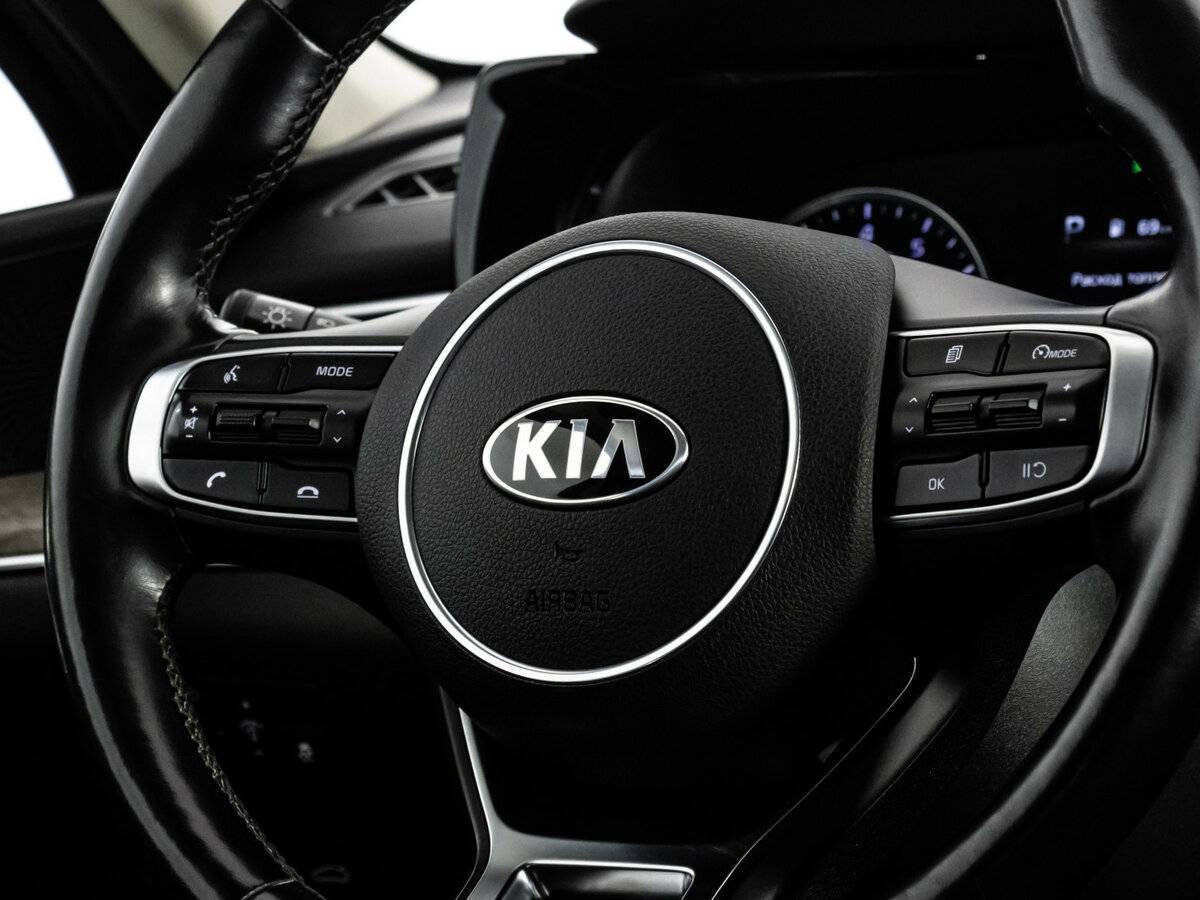 Купить Kia K5 с пробегом. Фото: #13
