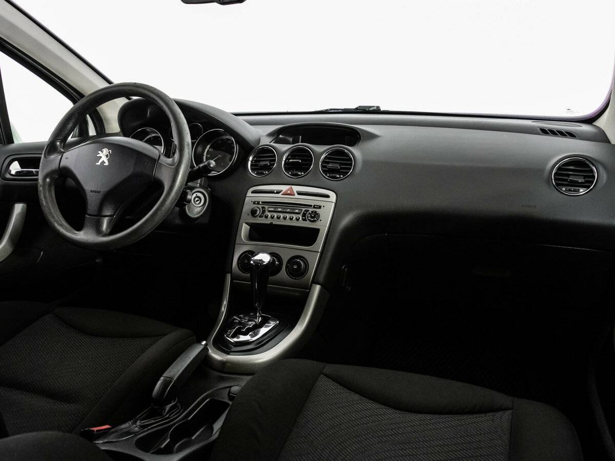 Купить Peugeot 308 с пробегом. Фото: #6