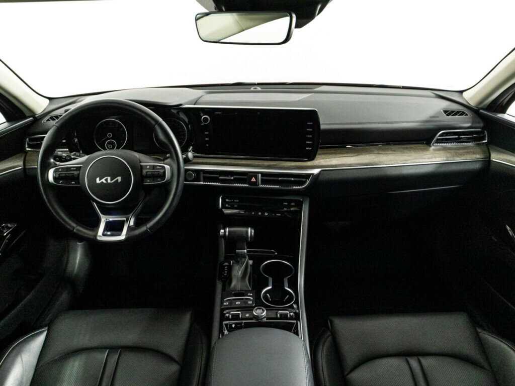 Купить Kia K5 с пробегом. Фото: #13