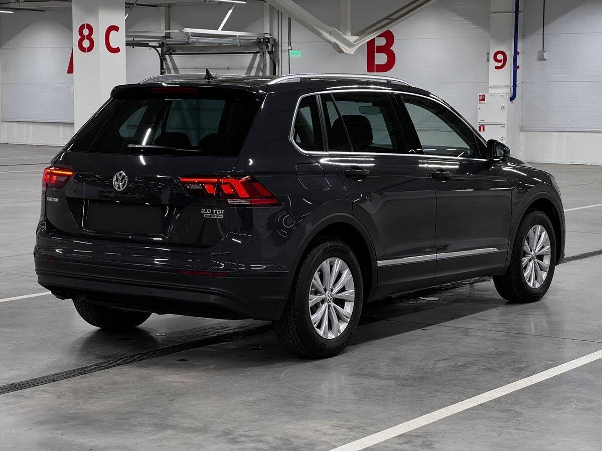 Купить Volkswagen Tiguan с пробегом. Фото: #4