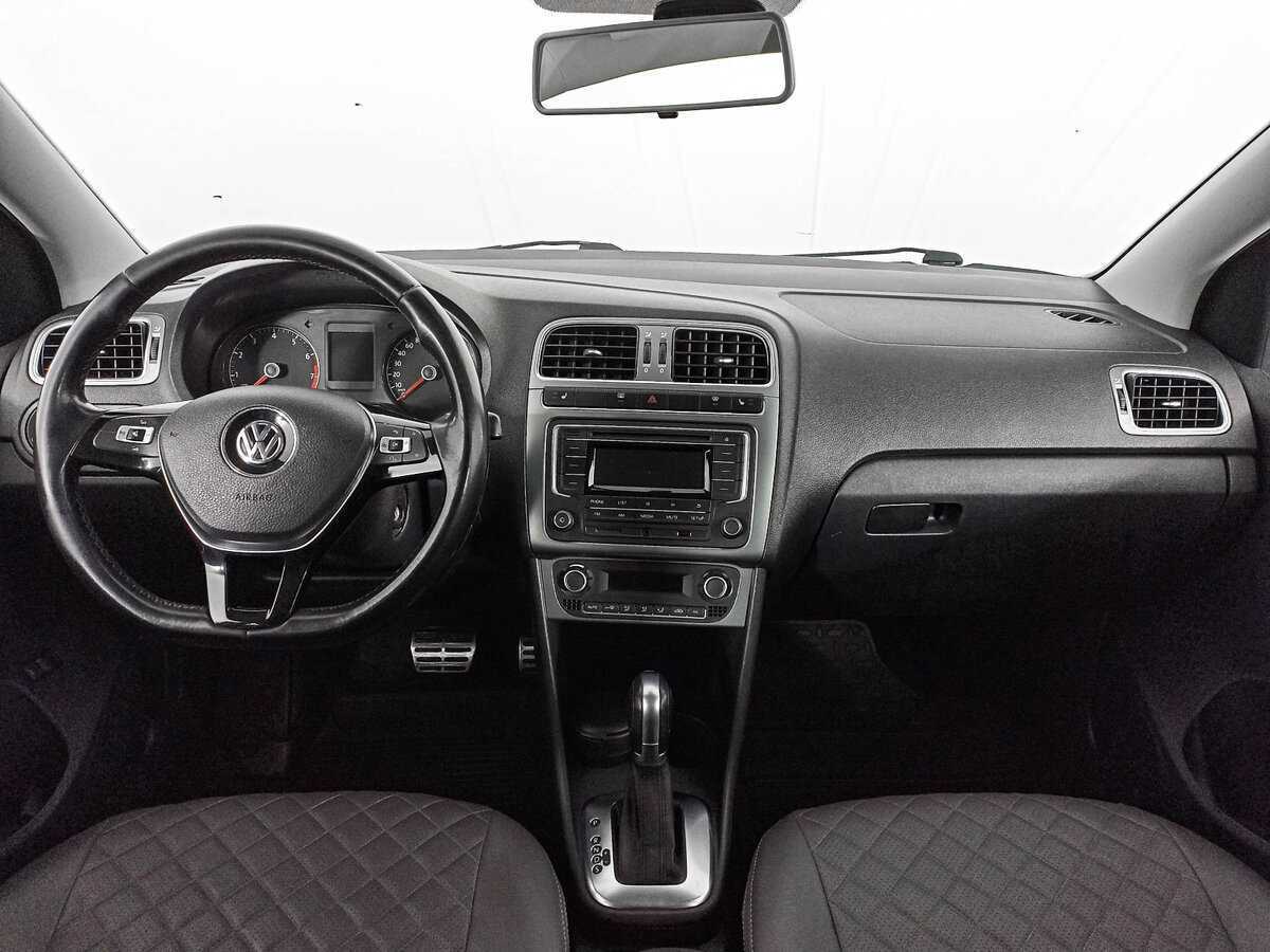 Купить Volkswagen Polo с пробегом. Фото: #13