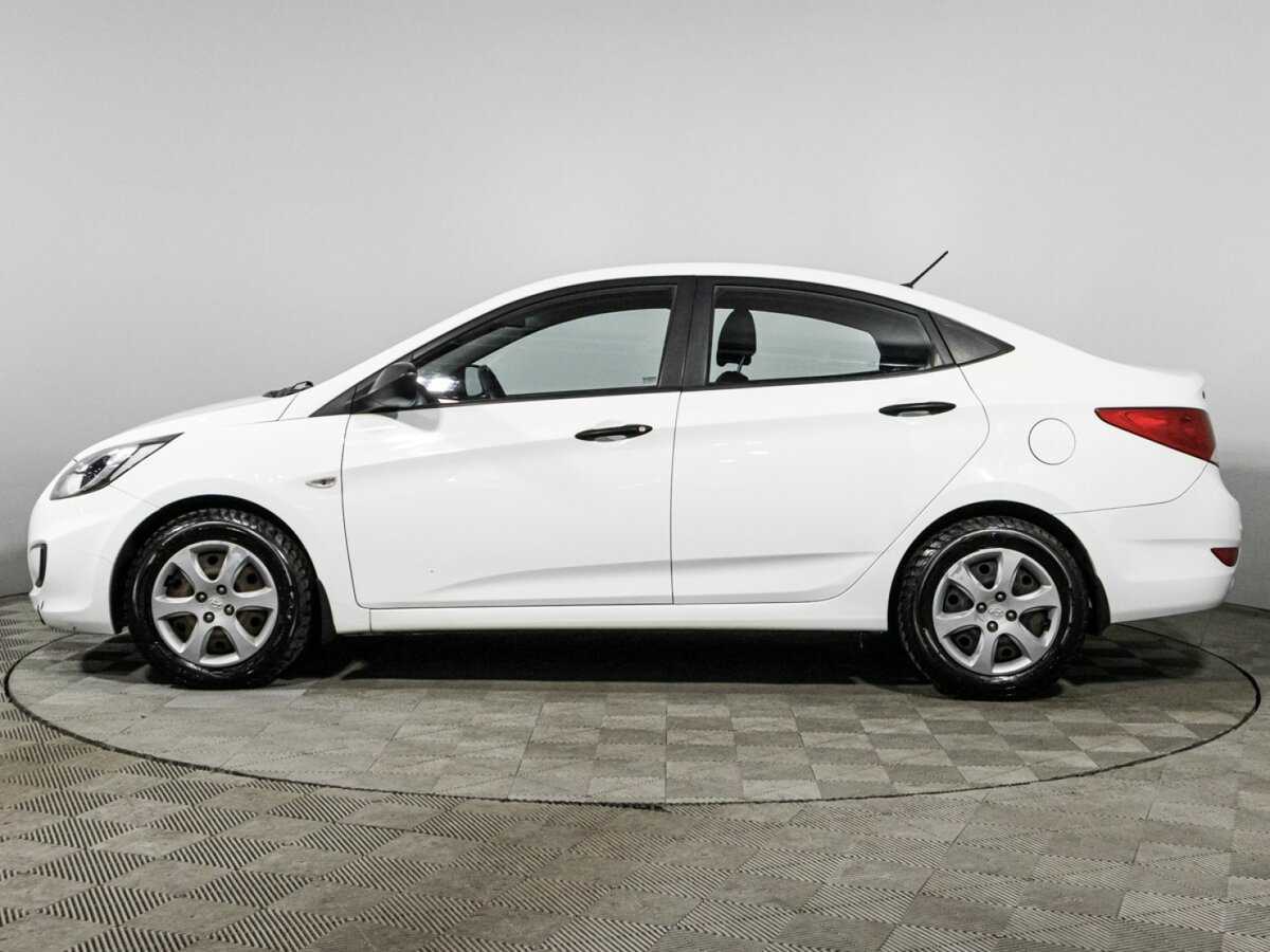 Купить Hyundai Solaris с пробегом. Фото: #7