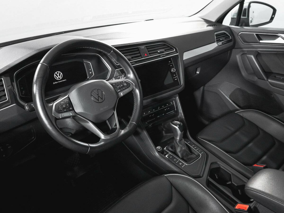 Купить Volkswagen Tiguan с пробегом. Фото: #13