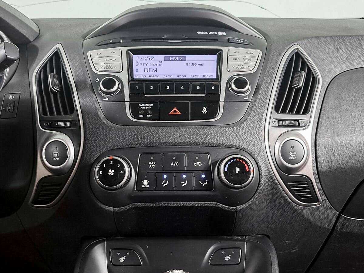 Купить Hyundai ix35 с пробегом. Фото: #11