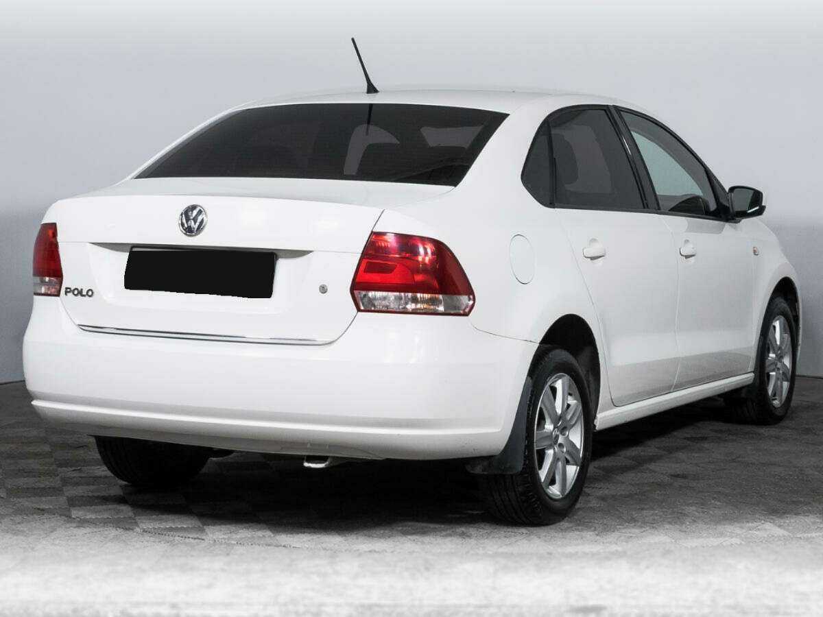 Купить Volkswagen Polo с пробегом. Фото: #4