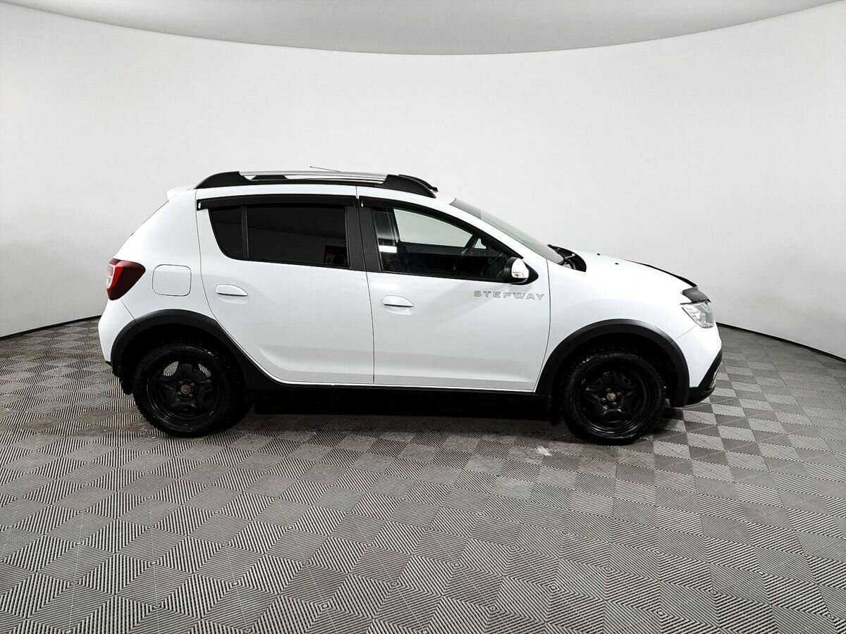 Купить Renault Sandero с пробегом. Фото: #3