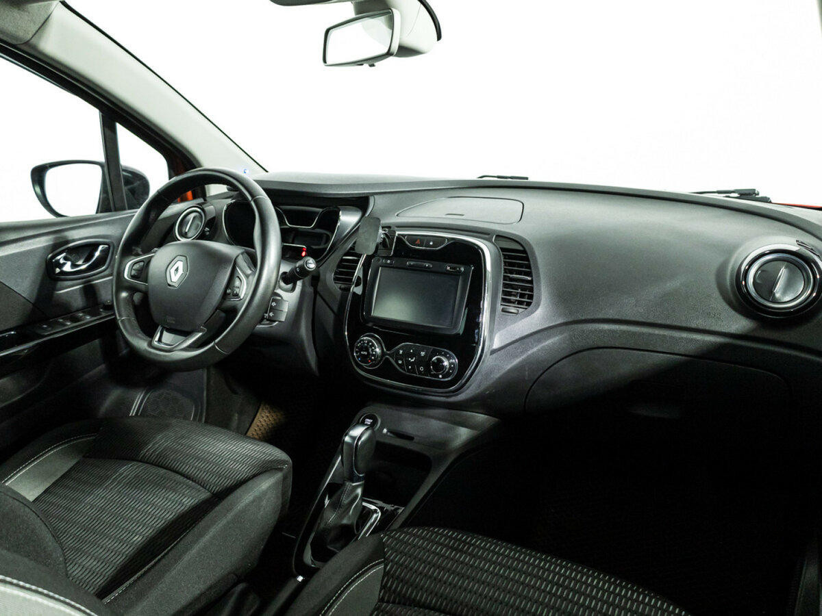 Купить Renault Kaptur с пробегом. Фото: #6