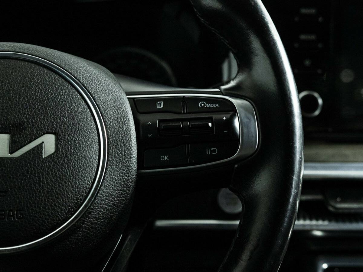 Купить Kia K5 с пробегом. Фото: #24