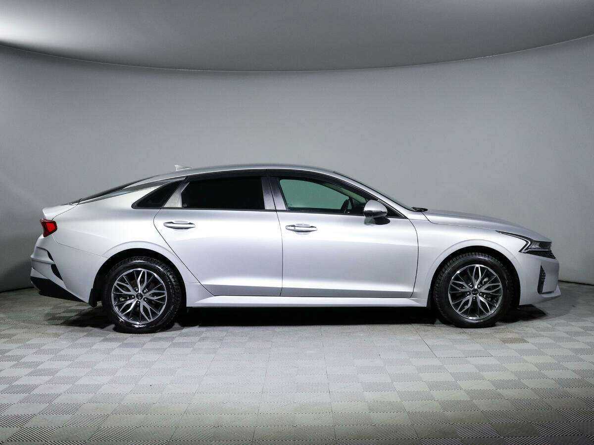 Купить Kia K5 с пробегом. Фото: #2