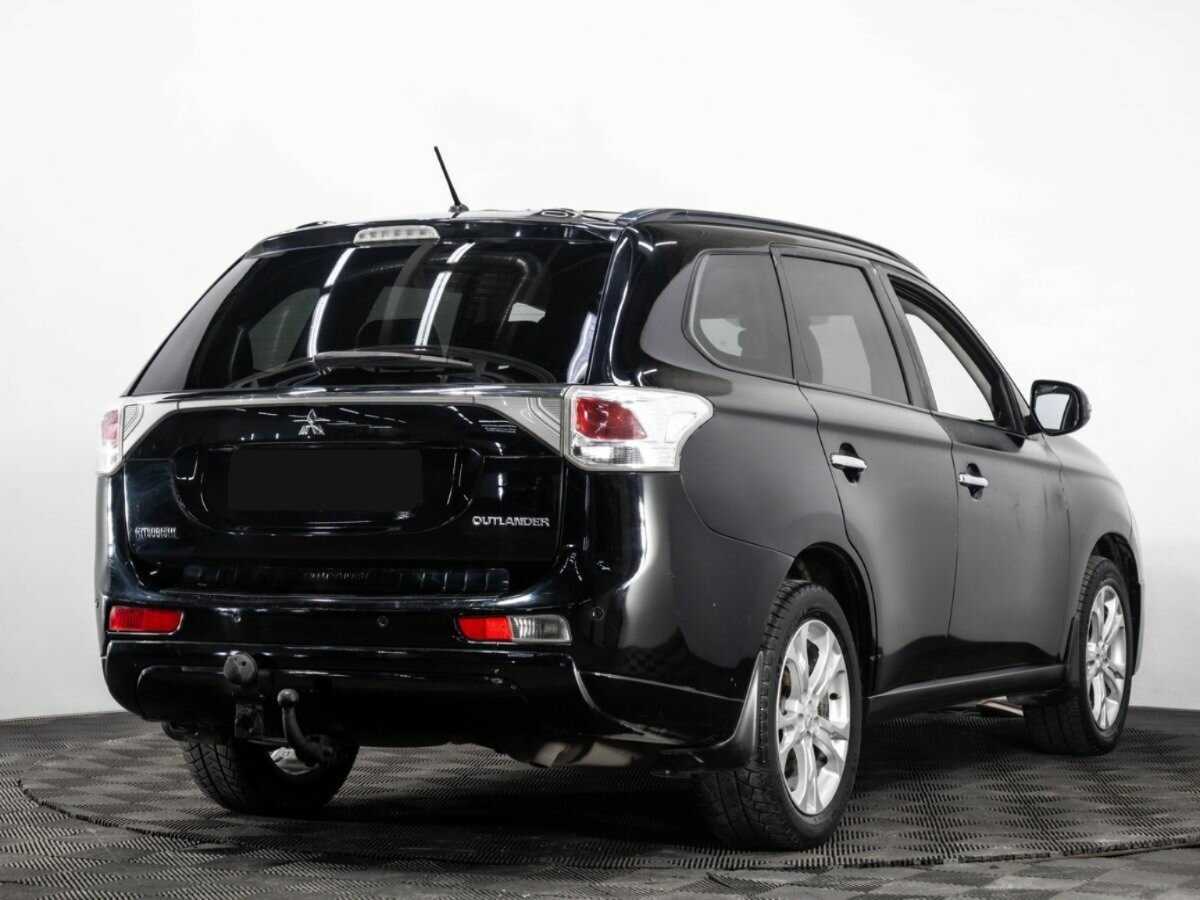 Купить Mitsubishi Outlander с пробегом. Фото: #3