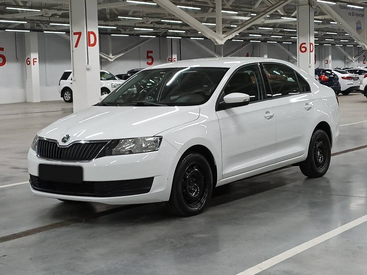Купить Skoda Rapid с пробегом. Посмотреть фото