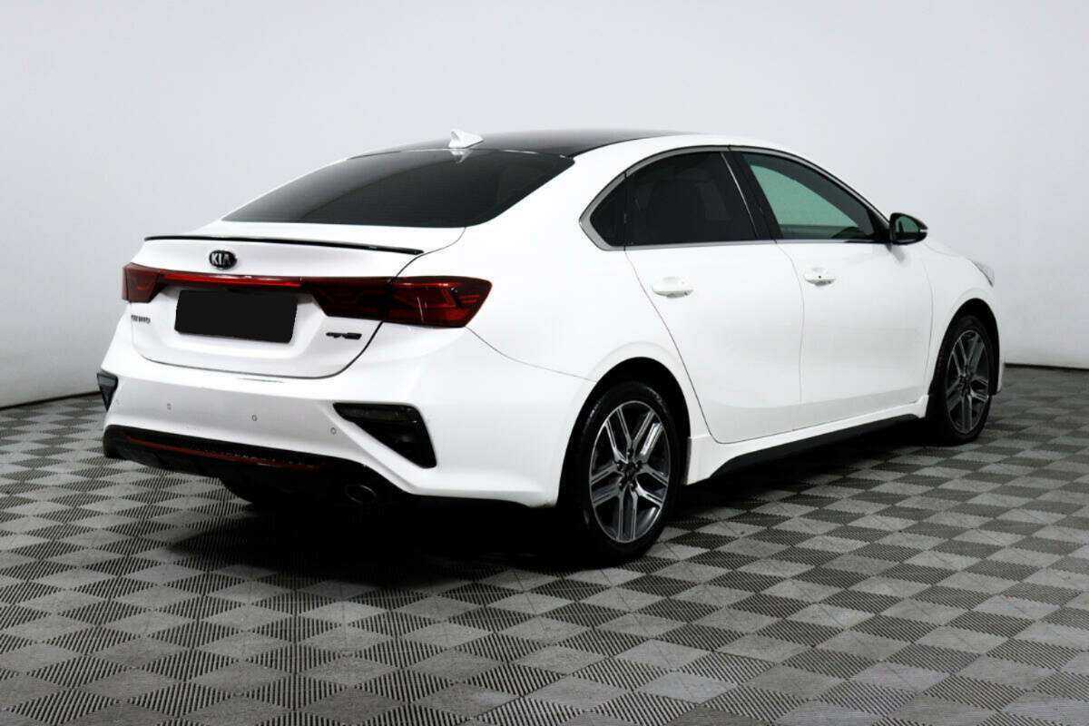 Купить Kia Cerato с пробегом. Фото: #4