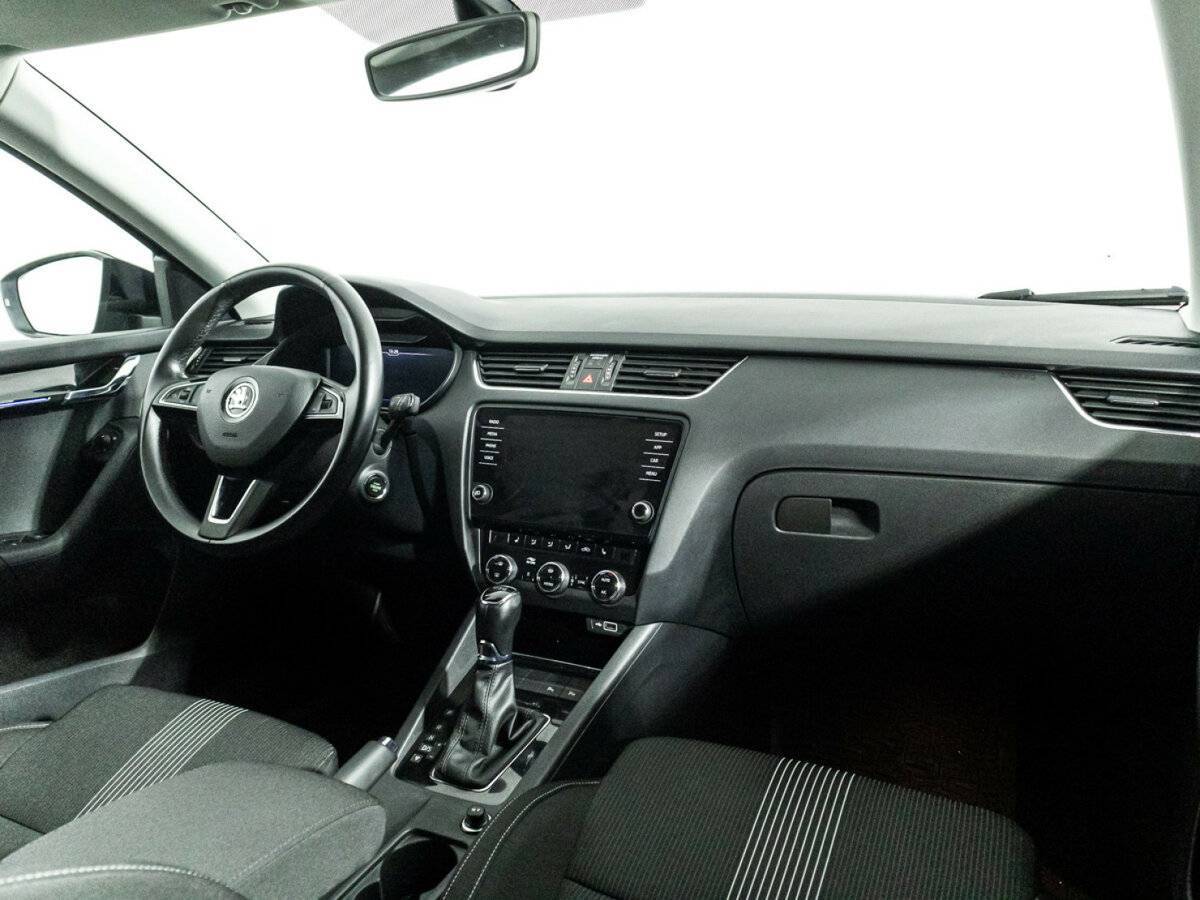 Купить Skoda Octavia с пробегом. Фото: #8