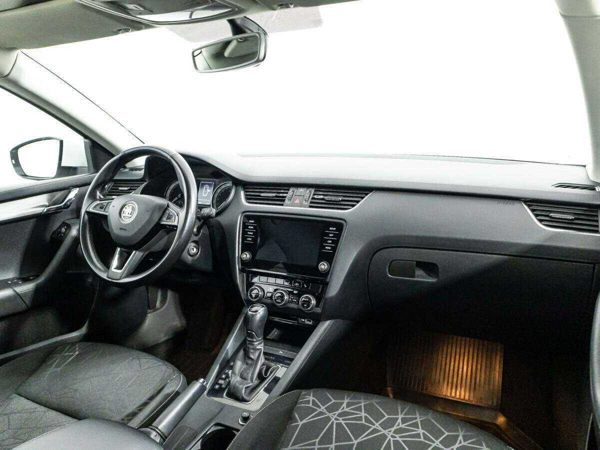 Купить Skoda Octavia с пробегом. Фото: #8