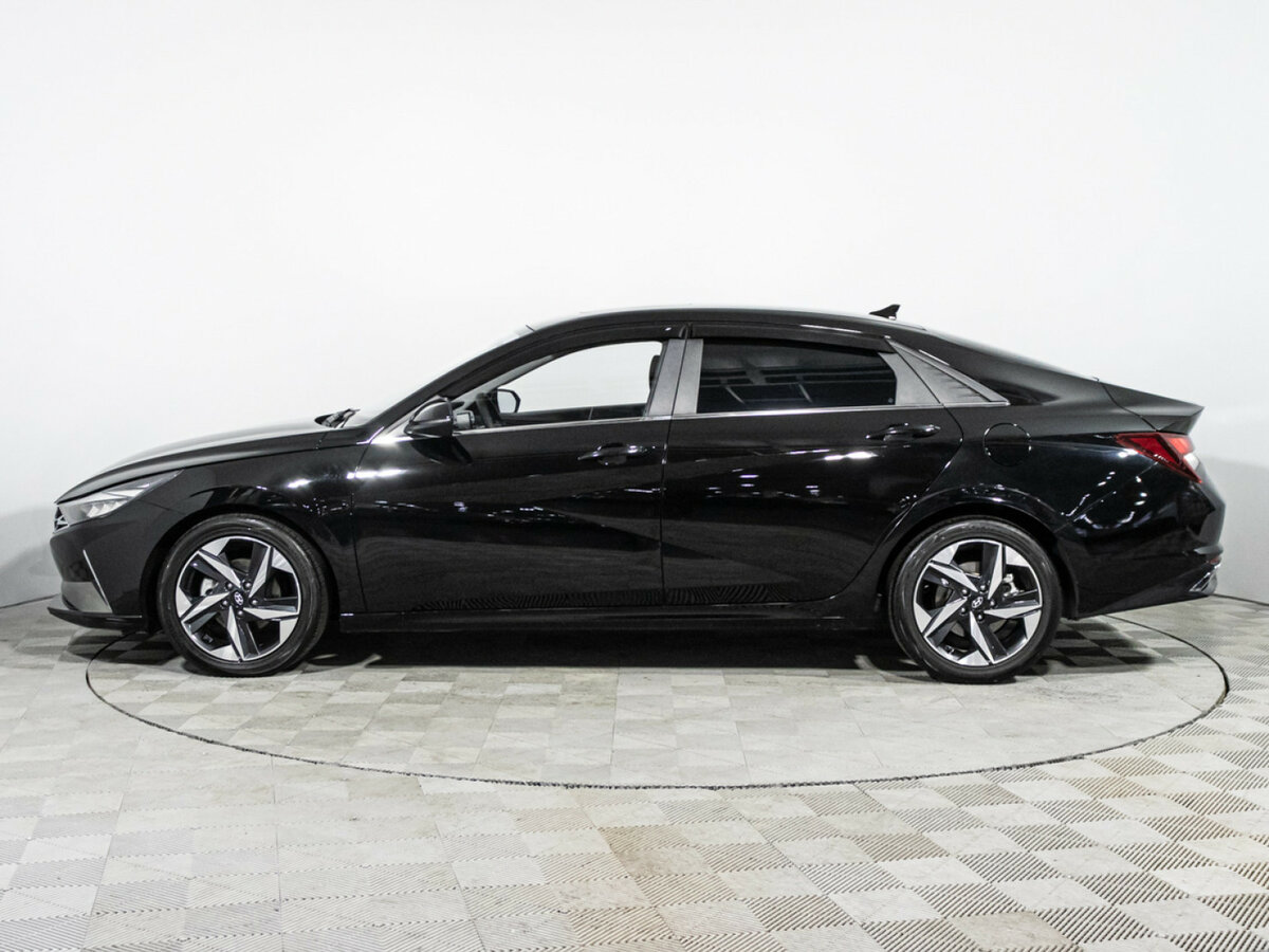 Купить Hyundai Elantra с пробегом. Фото: #7