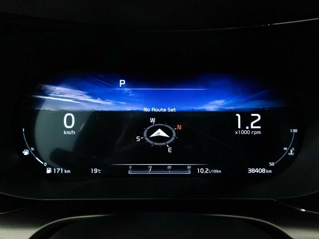 Купить Kia K5 с пробегом. Фото: #12