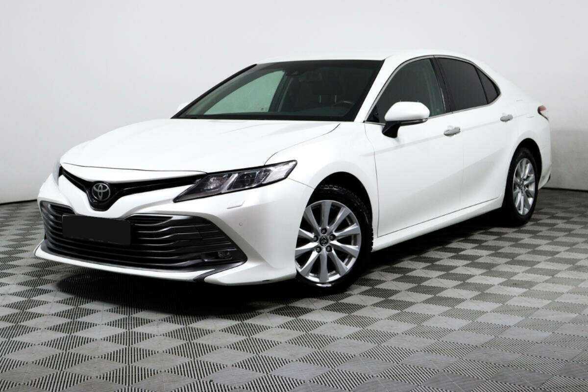 Купить Toyota Camry с пробегом. Посмотреть фото