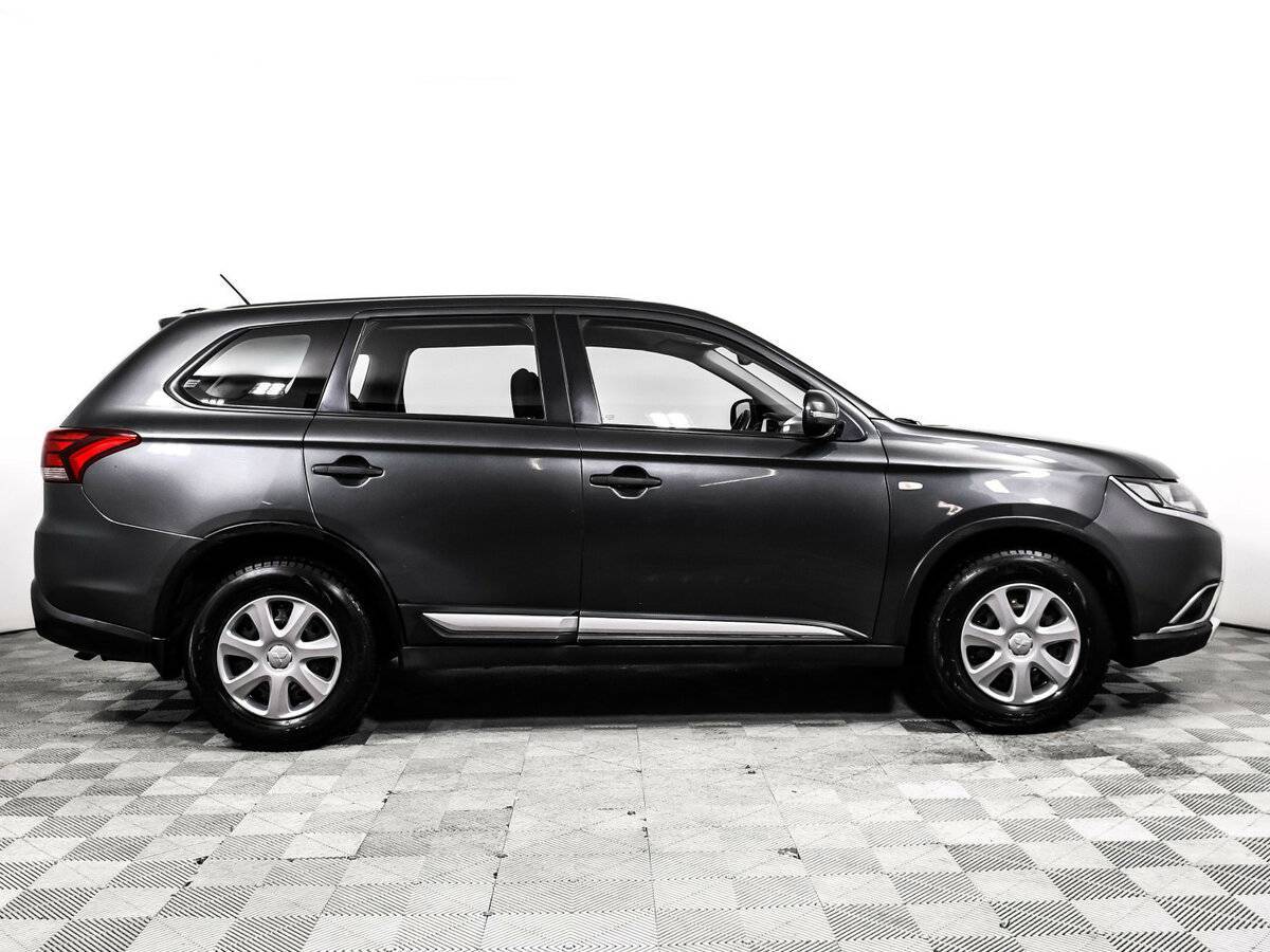 Купить Mitsubishi Outlander с пробегом. Фото: #3