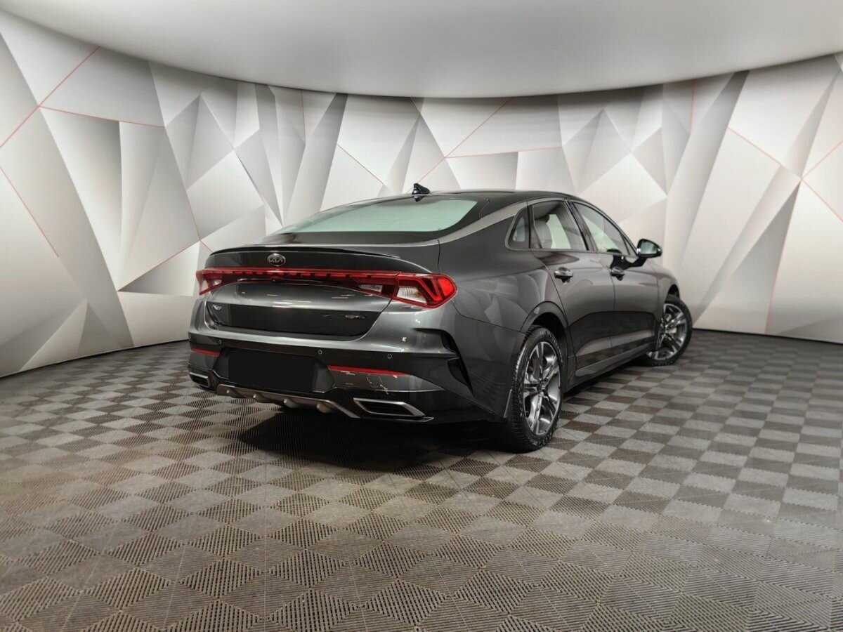 Купить Kia K5 с пробегом. Фото: #1