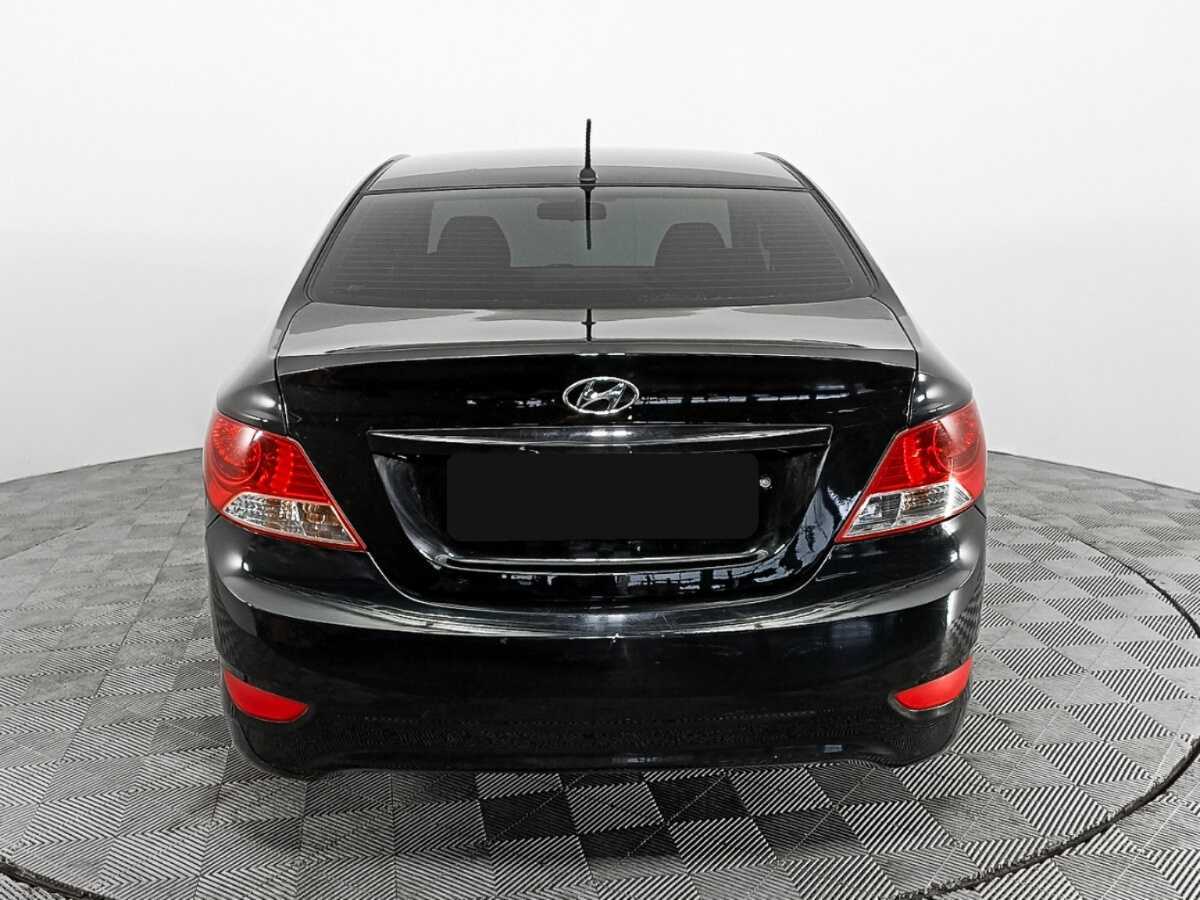 Купить Hyundai Solaris с пробегом. Фото: #5