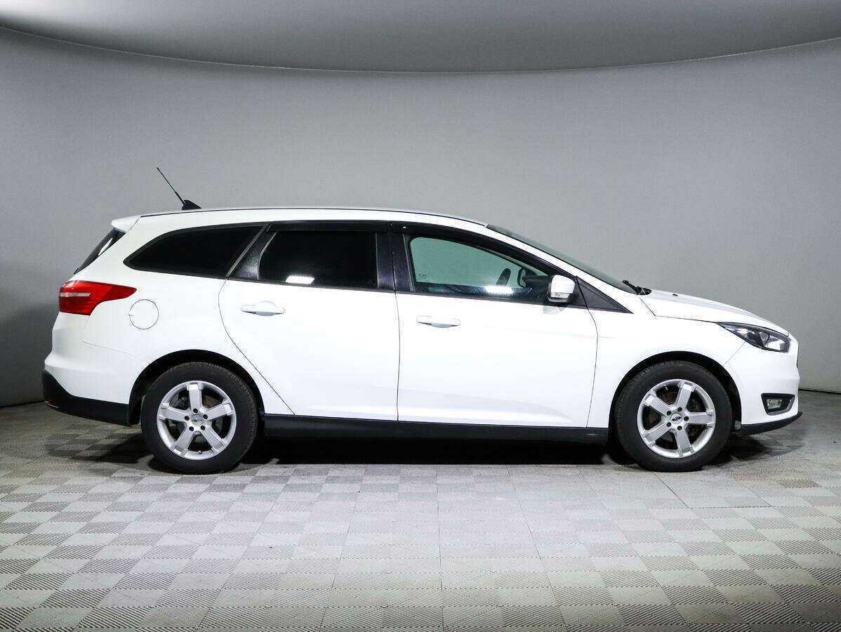 Купить Ford Focus с пробегом. Фото: #3