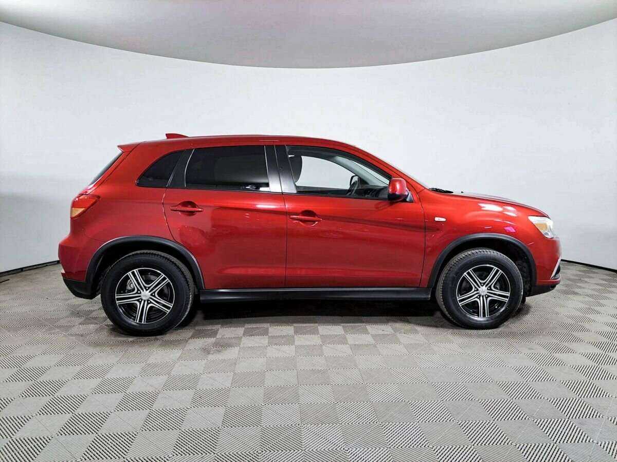 Купить Mitsubishi ASX с пробегом. Фото: #3