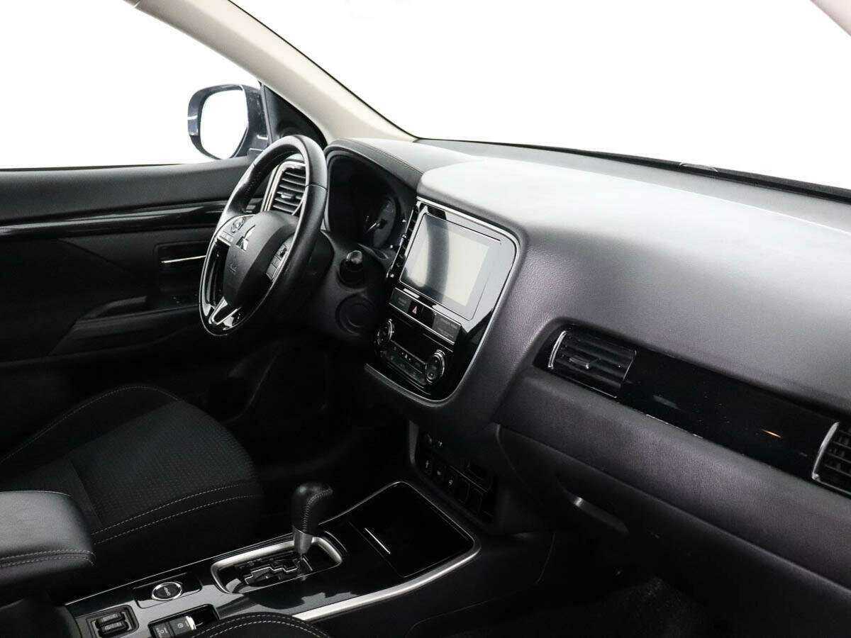 Купить Mitsubishi Outlander с пробегом. Фото: #6