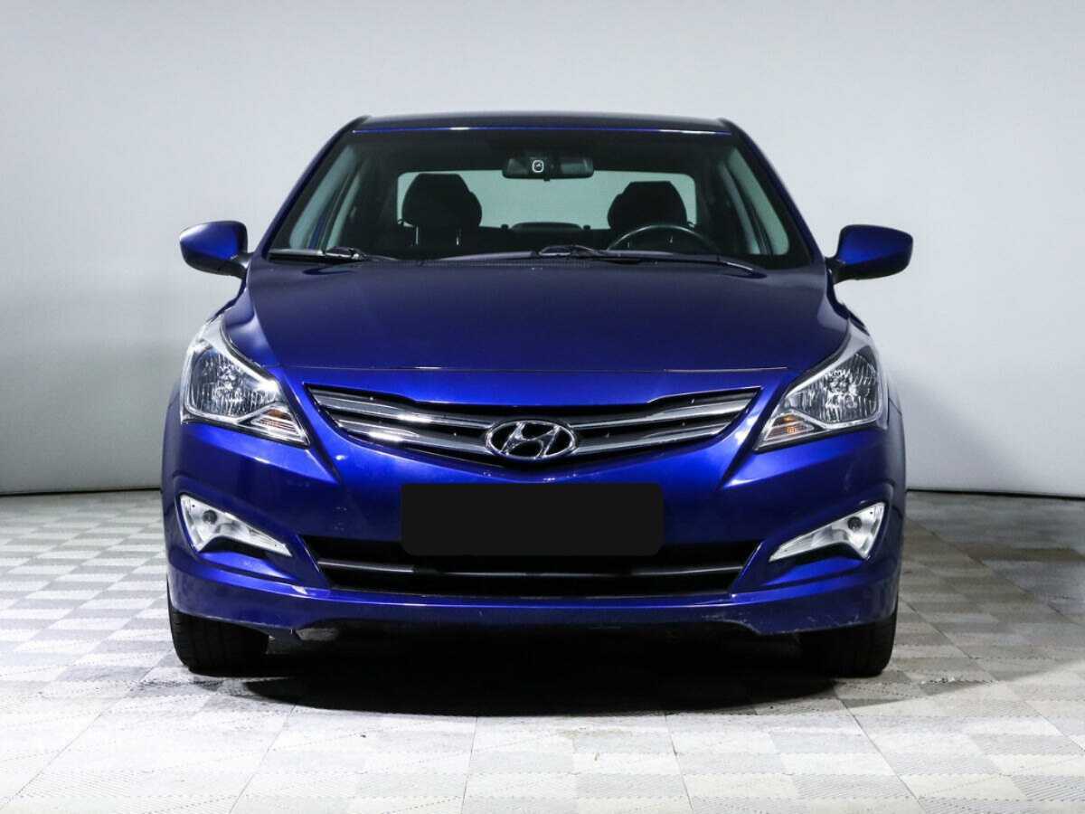 Купить Hyundai Solaris с пробегом. Фото: #1