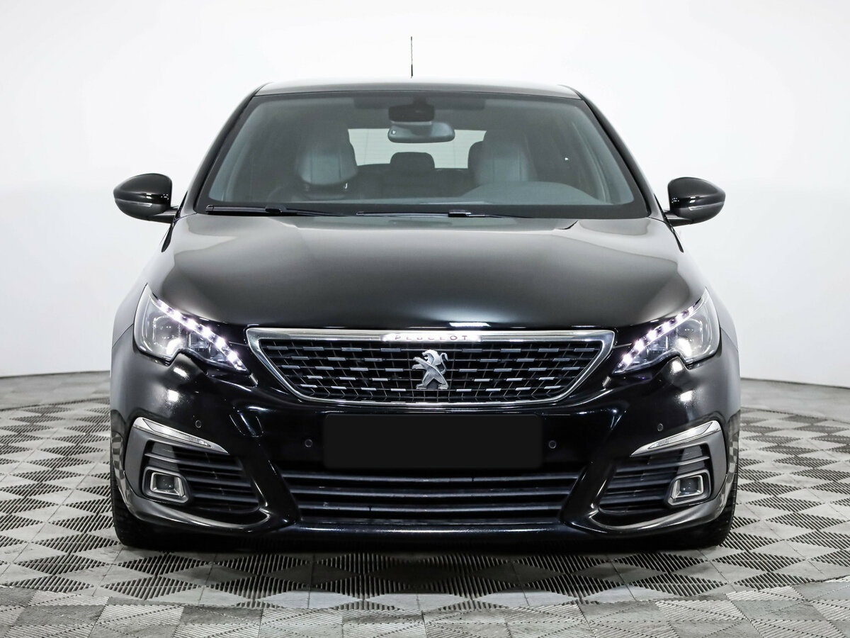 Купить Peugeot 308 с пробегом. Фото: #1