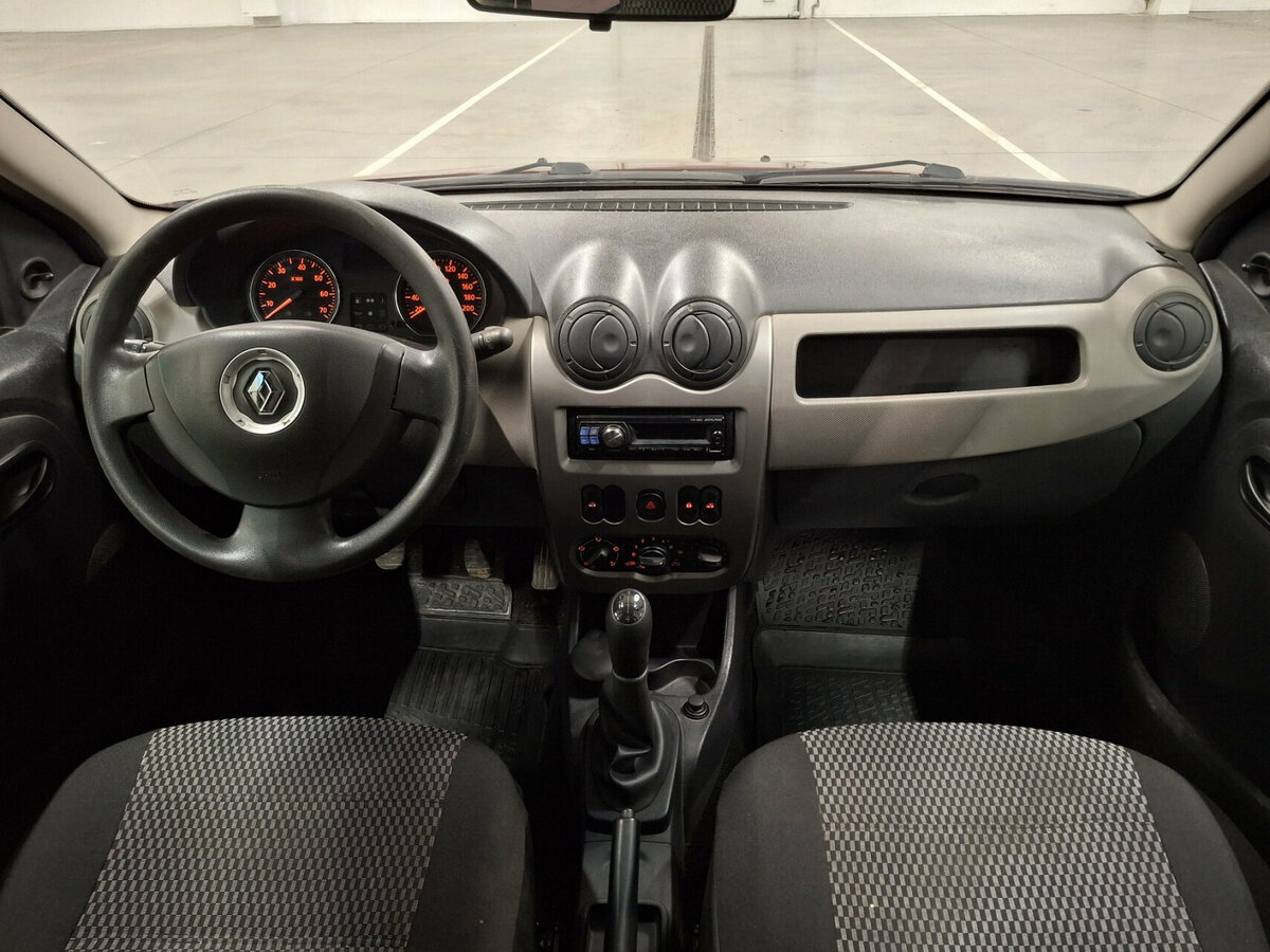 Купить Renault Sandero с пробегом. Фото: #13