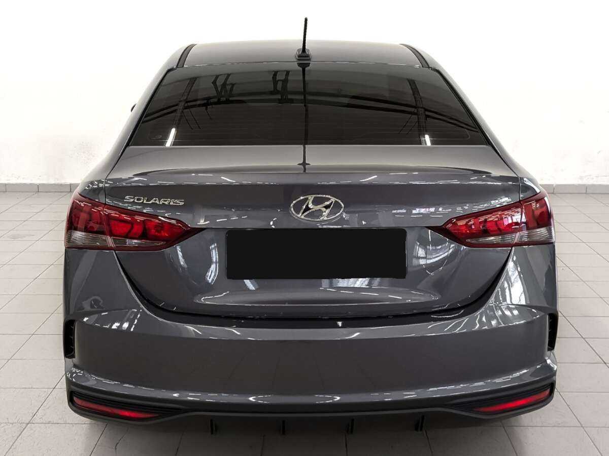Купить Hyundai Solaris с пробегом. Фото: #4
