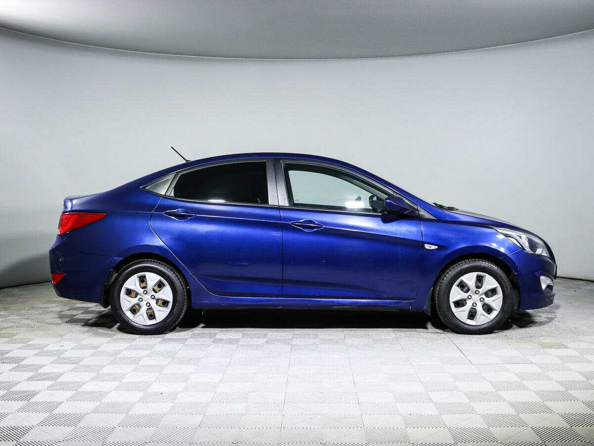 Купить Hyundai Solaris с пробегом. Фото: #3