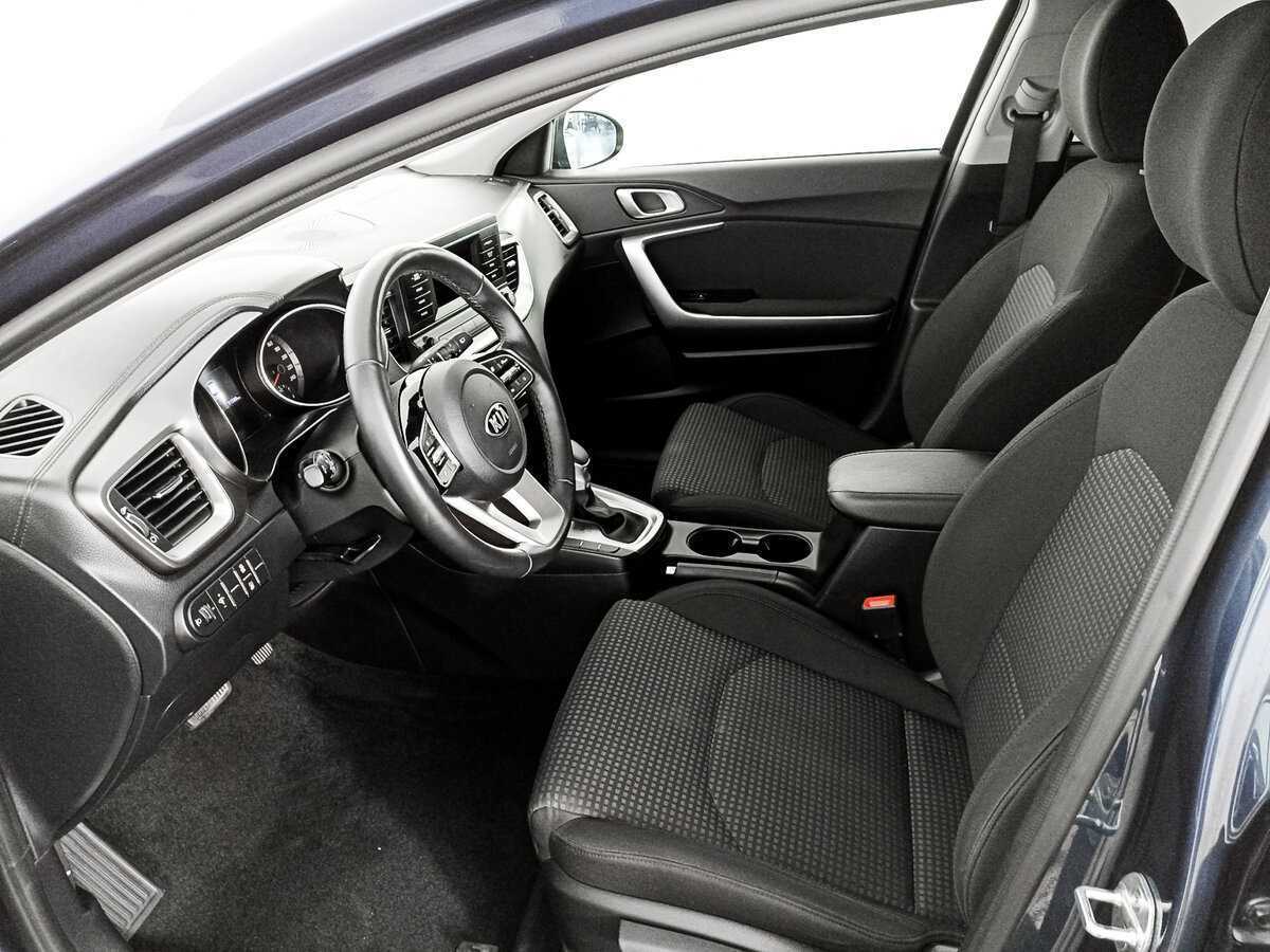 Купить Kia Ceed с пробегом. Фото: #13