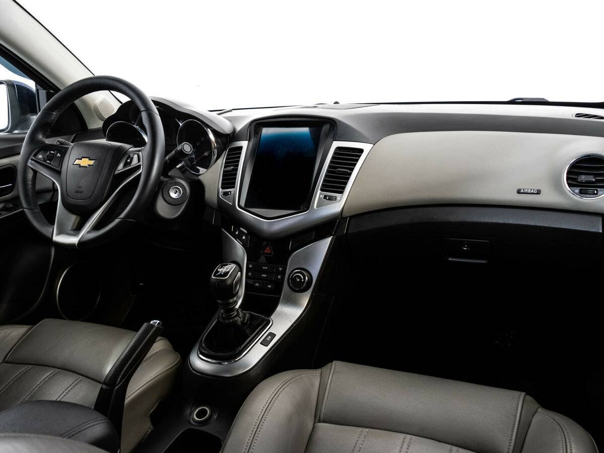 Купить Chevrolet Cruze с пробегом. Фото: #6