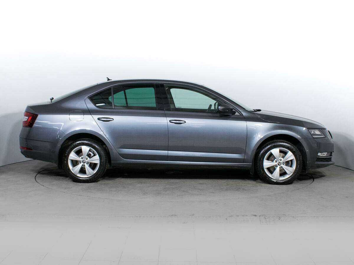 Купить Skoda Octavia с пробегом. Фото: #3