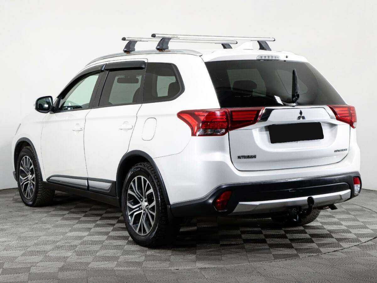 Купить Mitsubishi Outlander с пробегом. Фото: #6