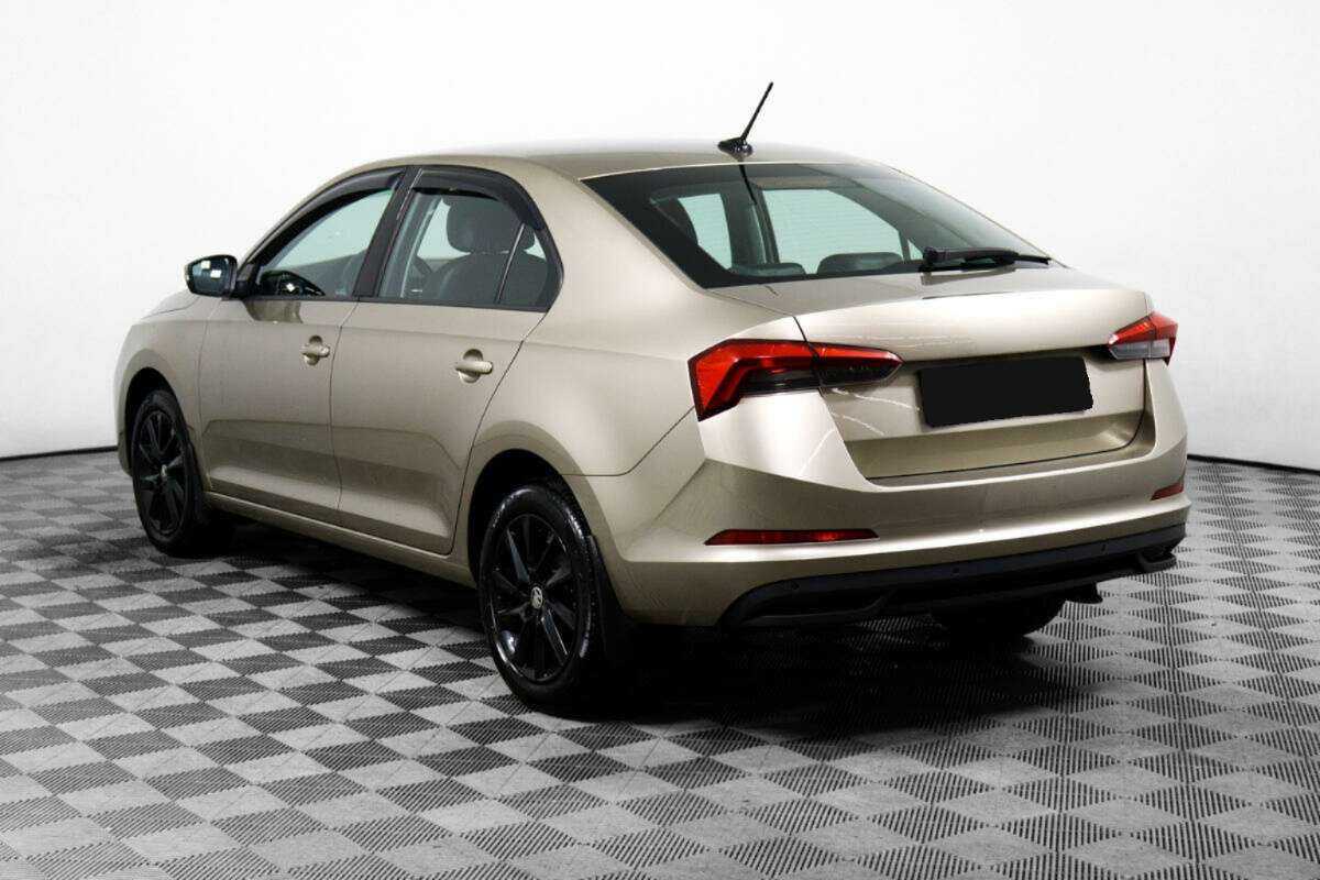 Купить Skoda Rapid с пробегом. Фото: #6