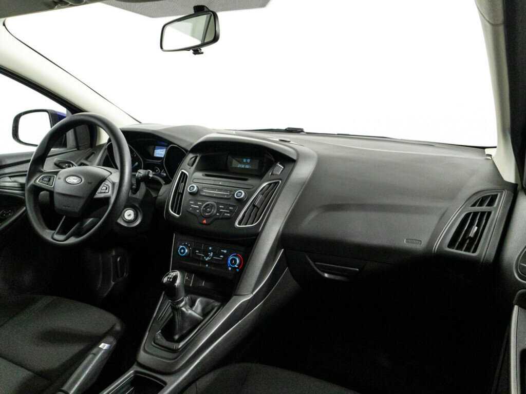Купить Ford Focus с пробегом. Фото: #8