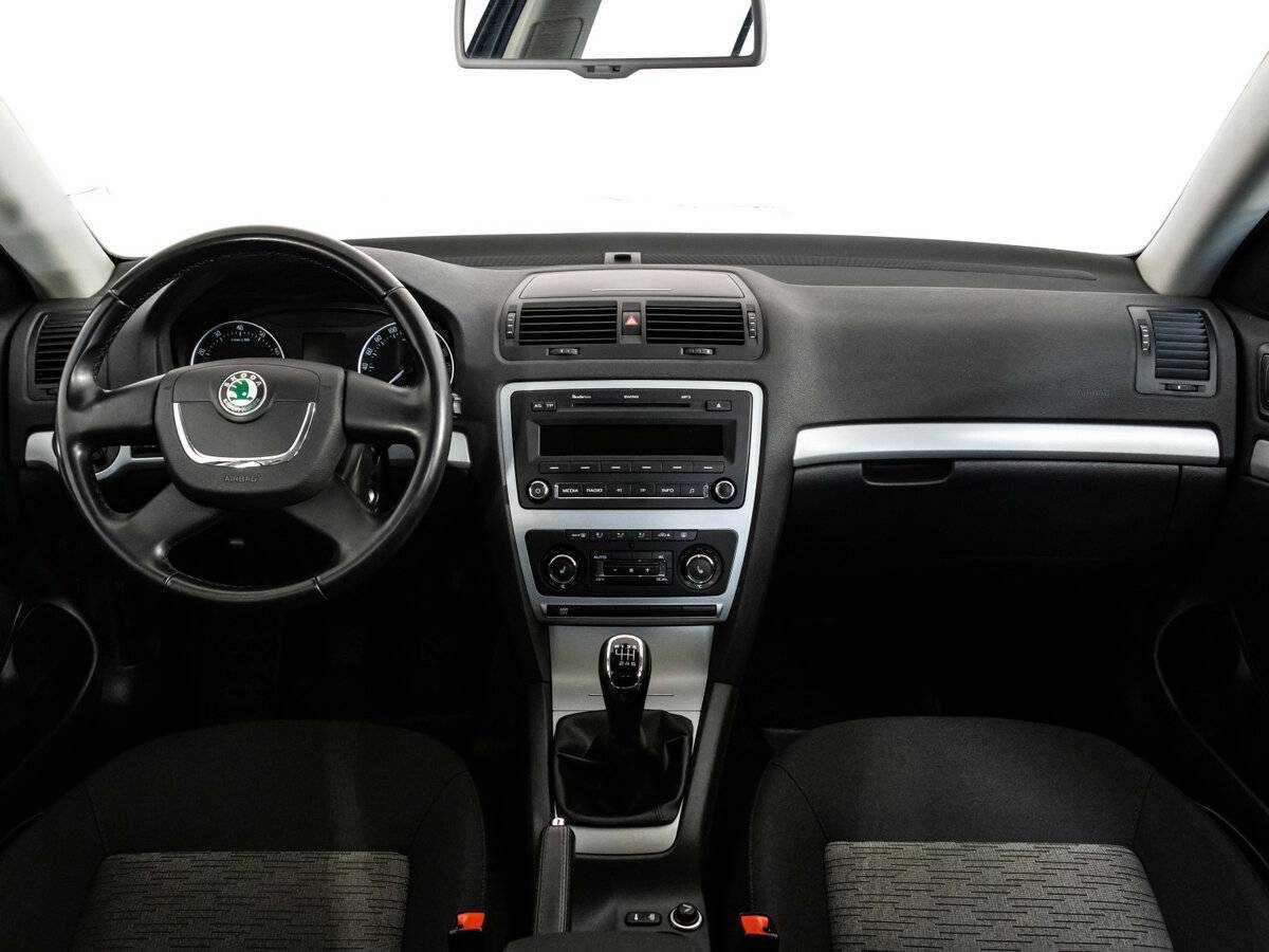 Купить Skoda Octavia с пробегом. Фото: #7