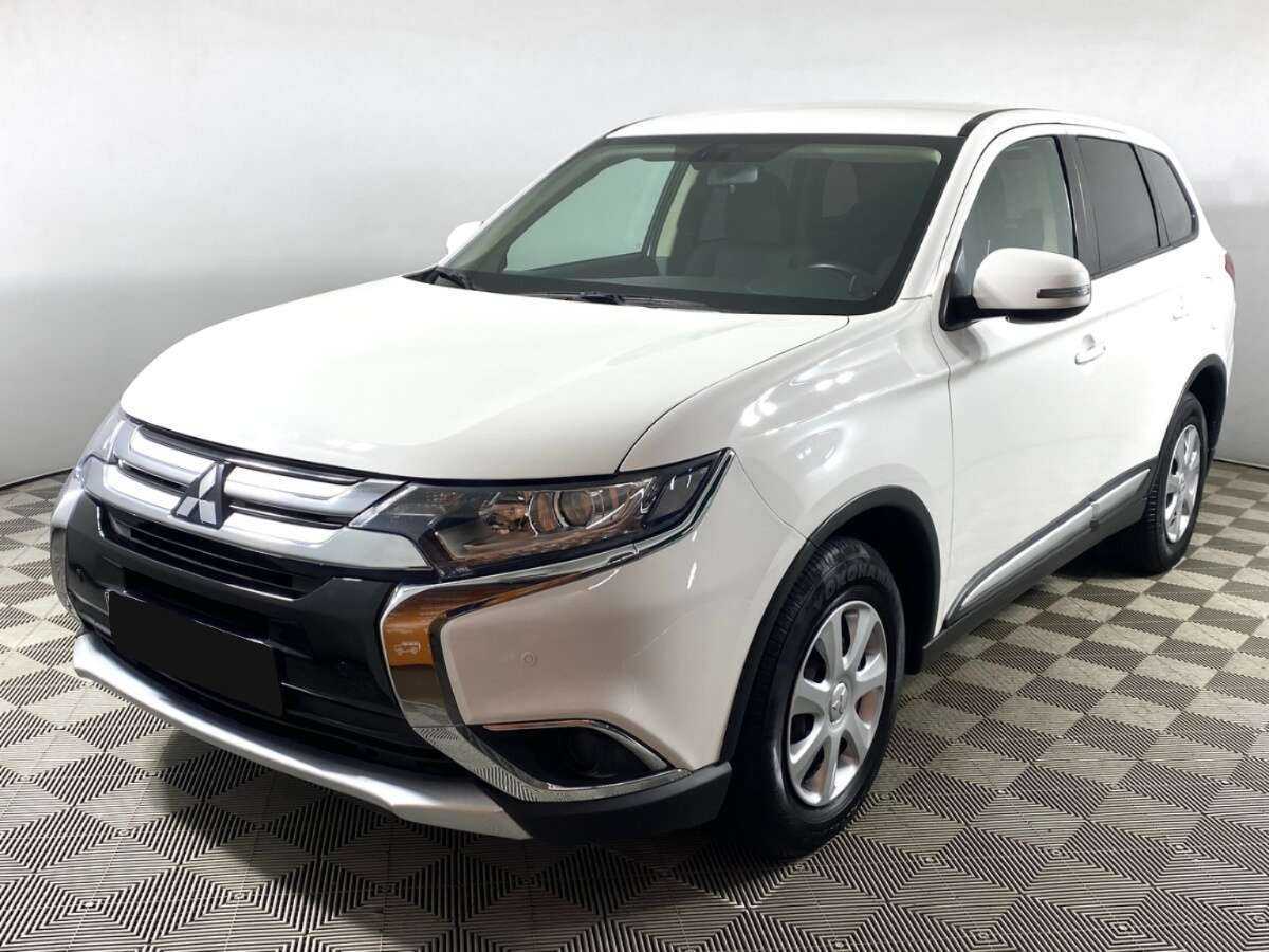 Купить Mitsubishi Outlander с пробегом. Посмотреть фото