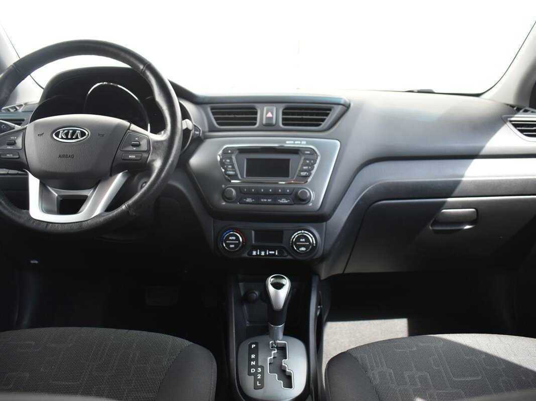 Купить Kia Rio с пробегом. Фото: #9