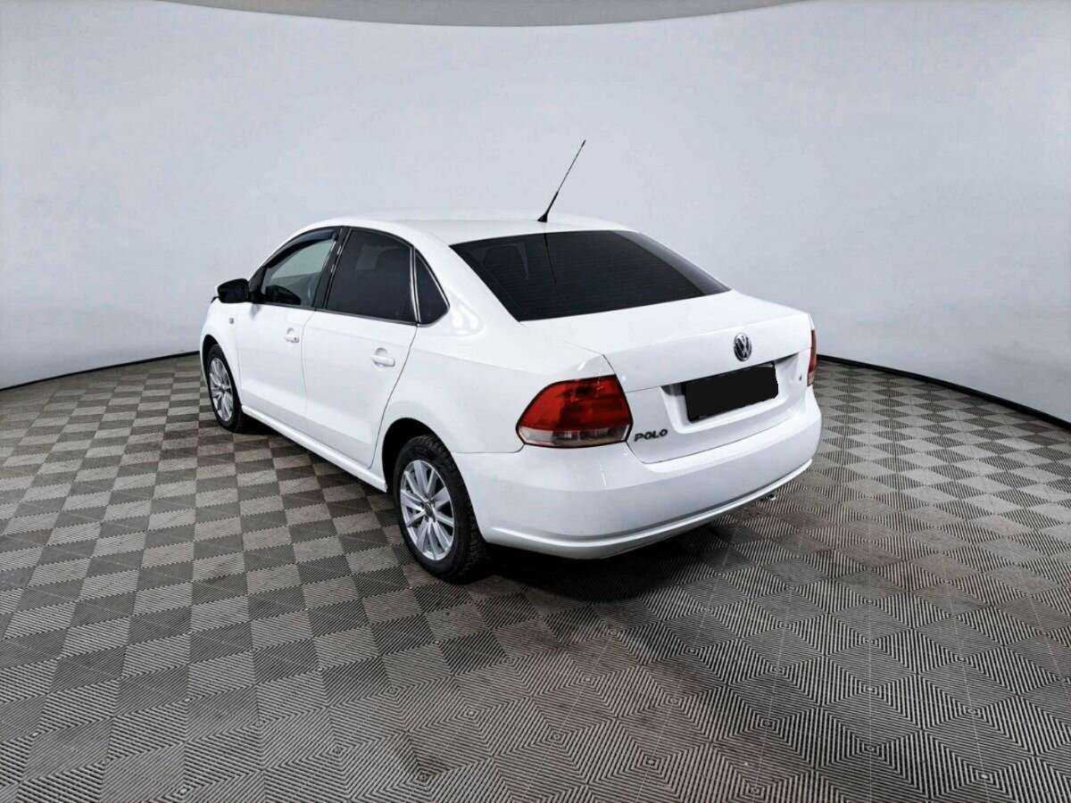 Купить Volkswagen Polo с пробегом. Фото: #5