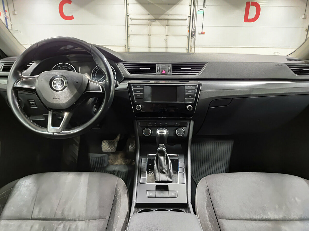 Купить Skoda Superb с пробегом. Фото: #12