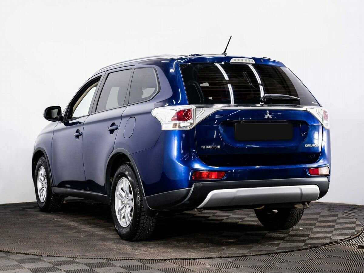 Купить Mitsubishi Outlander с пробегом. Фото: #3