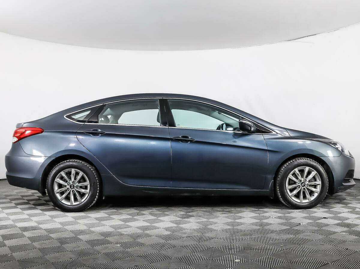 Купить Hyundai i40 с пробегом. Фото: #3