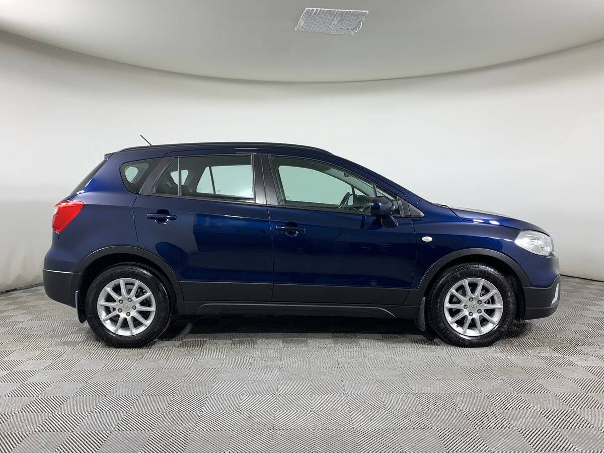 Купить Suzuki SX4 с пробегом. Фото: #3
