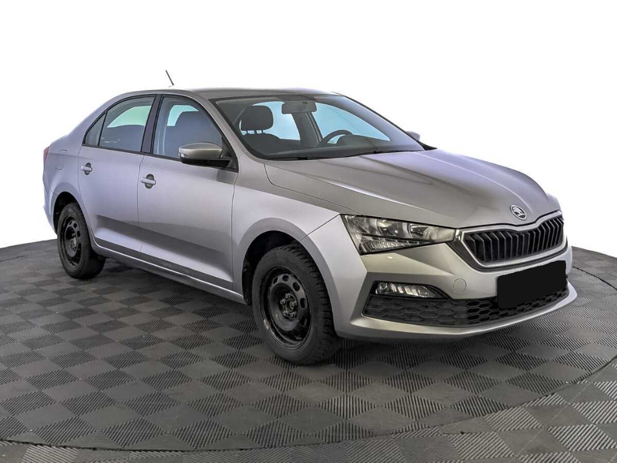 Купить Skoda Rapid с пробегом. Фото: #2