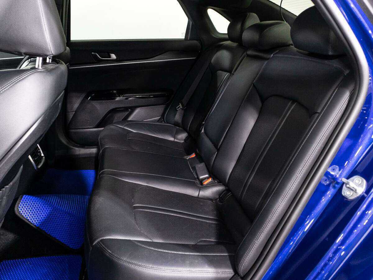 Купить Kia K5 с пробегом. Фото: #9