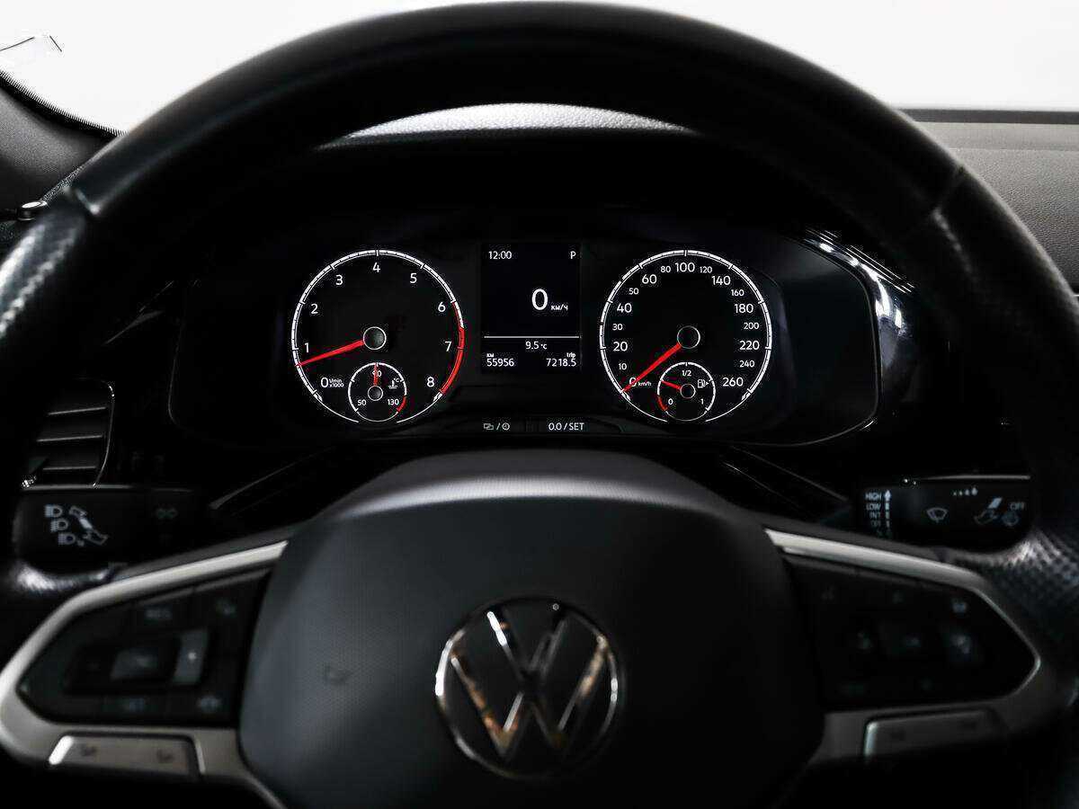 Купить Volkswagen Polo с пробегом. Фото: #15